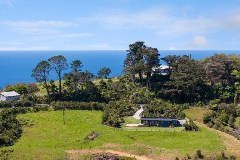 Photo of property in 571 Pakiri Road, Leigh, 0985