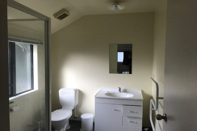 Photo of property in 381 Leith Street, North Dunedin, Dunedin, 9016