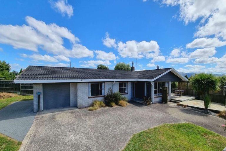 Photo of property in 4 Tennyson Drive, Owhata, Rotorua, 3010