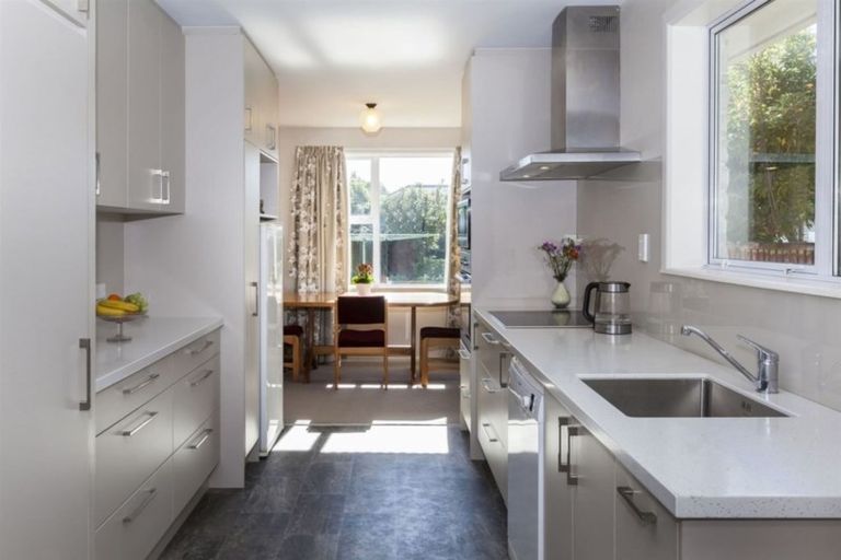 Photo of property in 82 Teesdale Street, Burnside, Christchurch, 8053