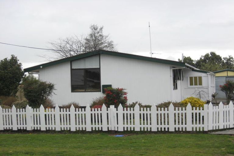 Photo of property in 28 Frederick Street, Carterton, 5713