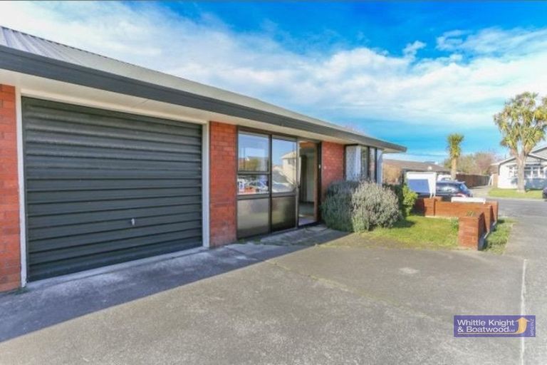 Photo of property in 1/8 Dallas Street, Riccarton, Christchurch, 8041