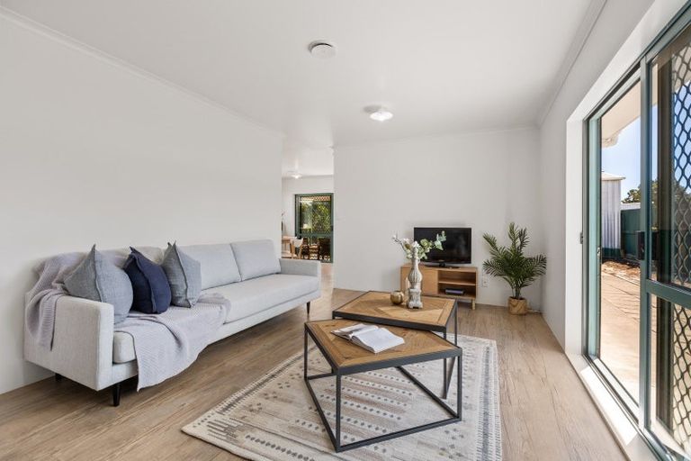 Photo of property in 3/16 Blake Street, Waitara, 4320