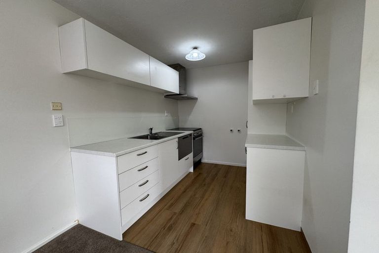 Photo of property in 2/260 Lincoln Road, Addington, Christchurch, 8024