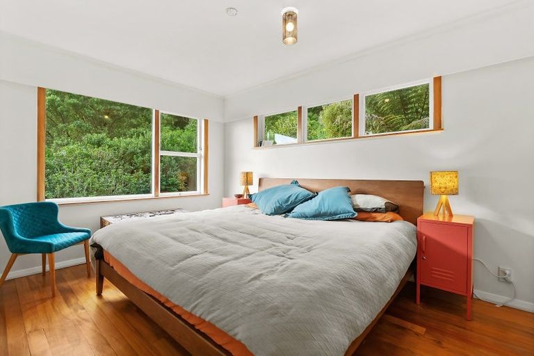 Photo of property in 57 Rona Street, Eastbourne, Lower Hutt, 5013