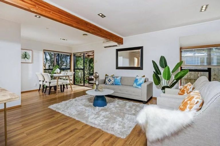 Photo of property in 1/164 Nile Road, Milford, Auckland, 0620