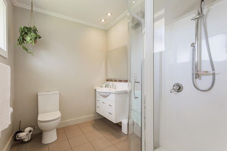 Photo of property in 356 Riccarton Road West, Mosgiel, 9092