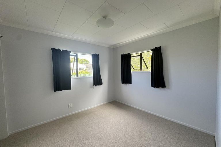 Photo of property in 13c Burns Street, South Dunedin, Dunedin, 9012