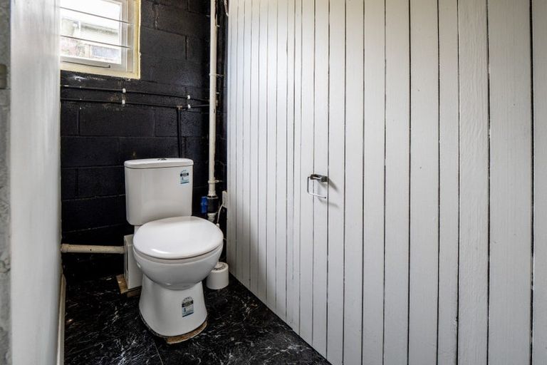 Photo of property in 20 Lorna Street, Lynmouth, New Plymouth, 4310