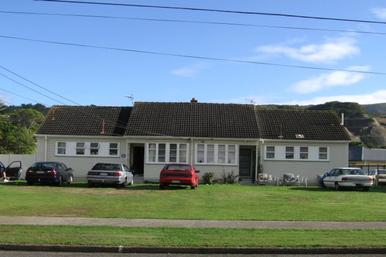 Photo of property in 17 Biddle Crescent, Taita, Lower Hutt, 5011