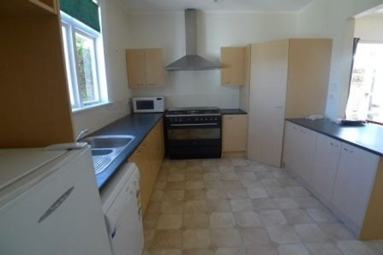 Photo of property in 18 Cooper Street, Karori, Wellington, 6012