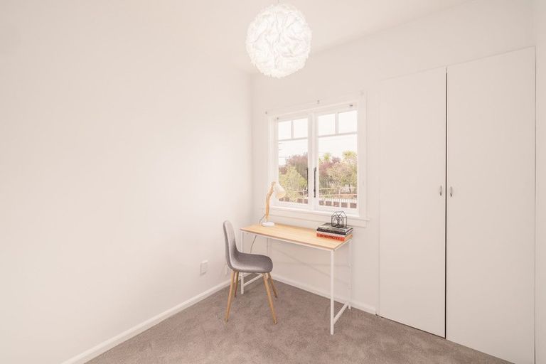 Photo of property in 119 Bowhill Road, New Brighton, Christchurch, 8083