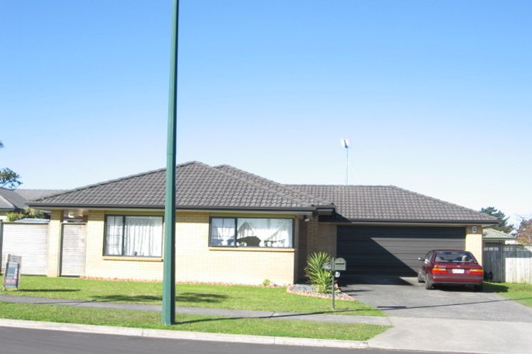 Photo of property in 6 Sandwick Drive, Weymouth, Auckland, 2103