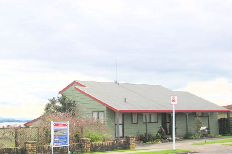 Photo of property in 336 Otumoetai Road, Otumoetai, Tauranga, 3110