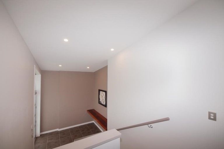 Photo of property in 10 Edington Grove, Churton Park, Wellington, 6037