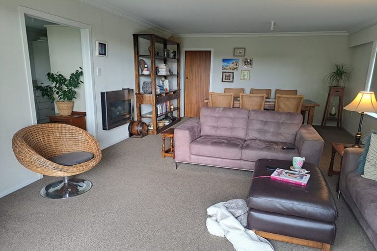 Photo of property in 66 Braid Road, St Andrews, Hamilton, 3200