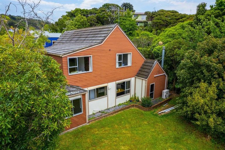Photo of property in 19 Solander Place, Whitby, Porirua, 5024