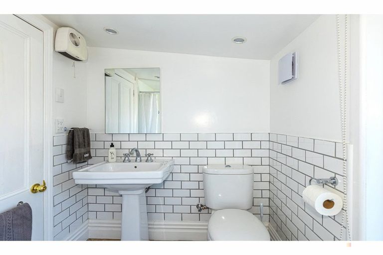 Photo of property in 23 Craigie Avenue, Parkside, Timaru, 7910