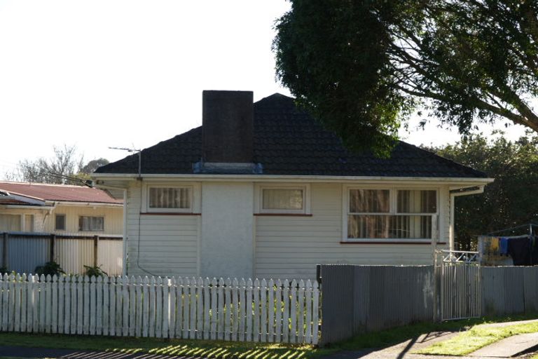 Photo of property in 12 Skipton Street, Mangere East, Auckland, 2024