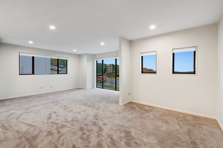 Photo of property in 241 West Hoe Heights, Orewa, 0931