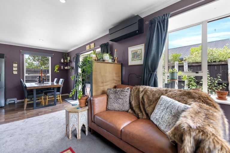 Photo of property in 25b Welsford Street, Woodend, 7610