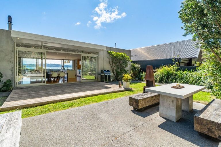 Photo of property in 505 Muritai Road, Eastbourne, Lower Hutt, 5013
