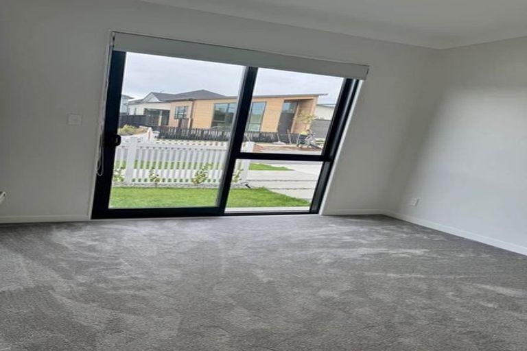 Photo of property in 47 Tipu Crescent, Wainui, 0932