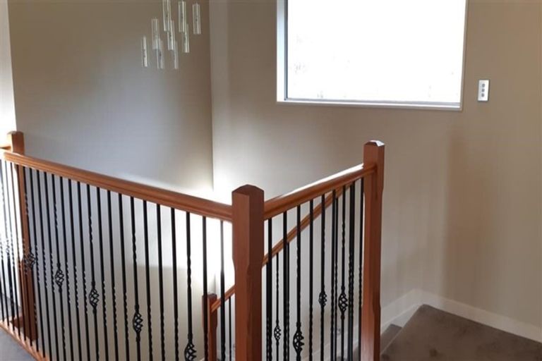 Photo of property in 7 Albertine Place, Greenhithe, Auckland, 0632