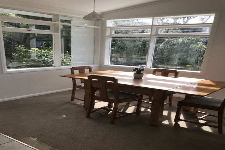 Photo of property in 52 Raroa Road, Kelburn, Wellington, 6012