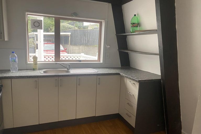 Photo of property in 37a London Road, Korokoro, Lower Hutt, 5012