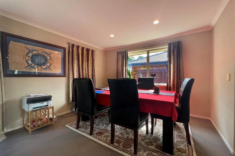 Photo of property in 62 Nielsen Gardens, Rototuna, Hamilton, 3210