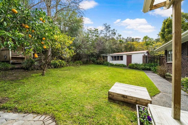 Photo of property in 8 Newstead Avenue, Browns Bay, Auckland, 0632