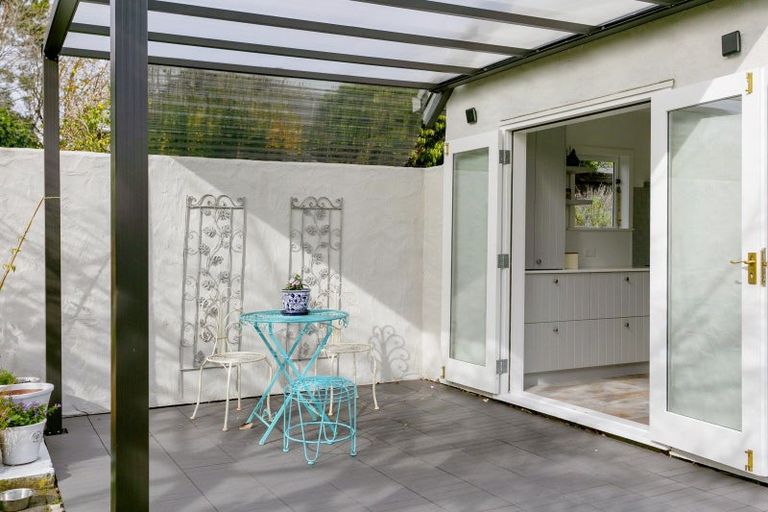 Photo of property in 61 Chesham Avenue, Waipahihi, Taupo, 3330