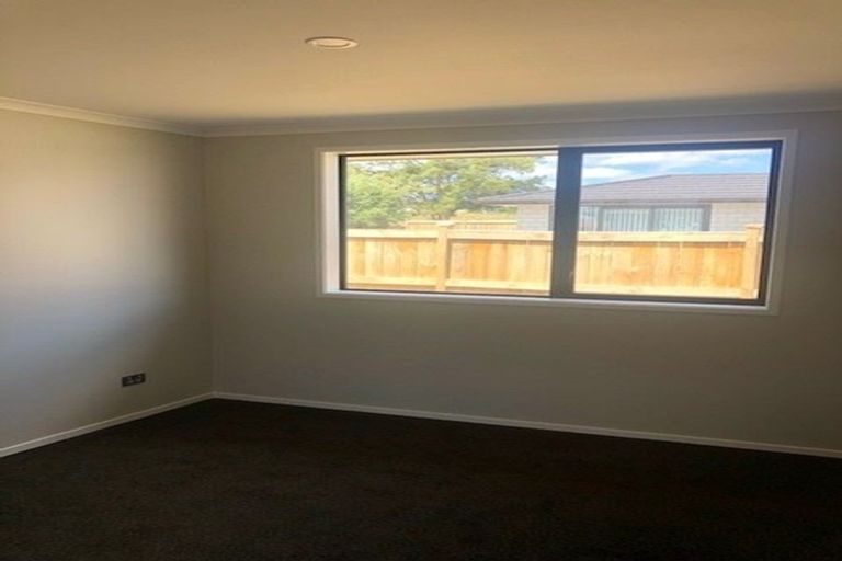 Photo of property in 69 Murray Ward Drive, Te Kauwhata, 3710