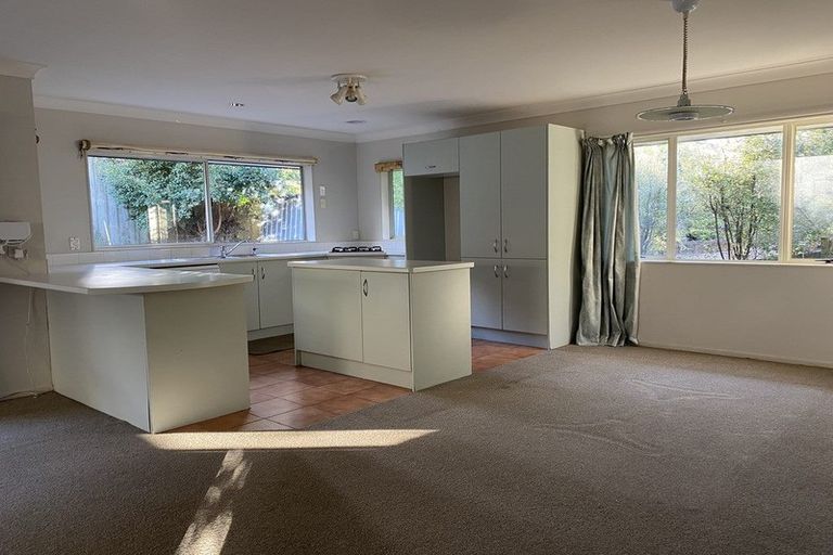 Photo of property in 1/15 Roys Road, Weymouth, Auckland, 2103