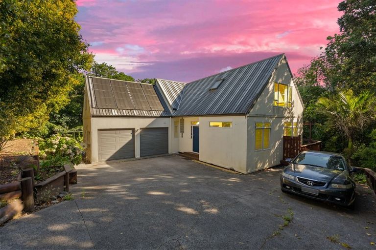 Photo of property in 97 Goodwood Drive, Goodwood Heights, Auckland, 2105