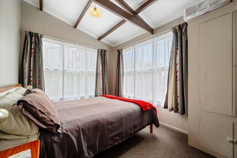 Photo of property in 32 Black Peak Road, Omarama, 9412