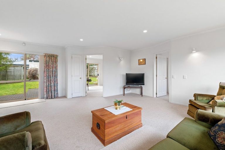 Photo of property in 2/26 Ngamotu Road, Taupo, 3330