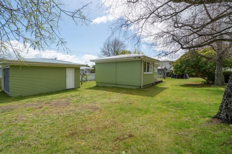 Photo of property in 18 Charles Crescent, Rainbow Point, Taupo, 3330