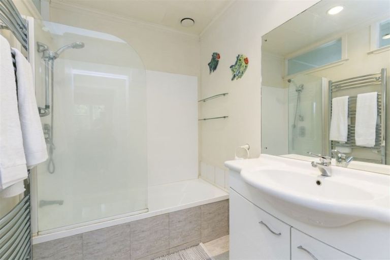 Photo of property in 1 Rangoon Street, Khandallah, Wellington, 6035