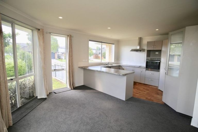 Photo of property in 21 Parkside Drive, Huntington, Hamilton, 3210