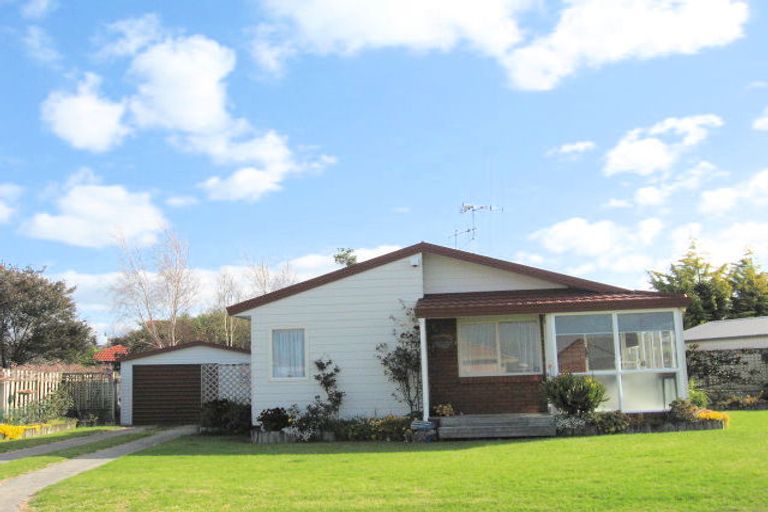 Photo of property in 6 Mackie Place, Papamoa Beach, Papamoa, 3118