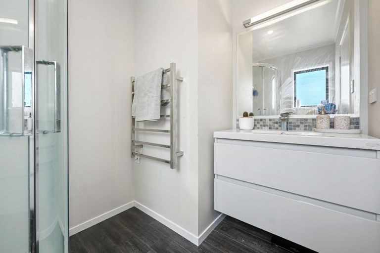 Photo of property in 10/13 Beale Street, Hamilton East, Hamilton, 3216