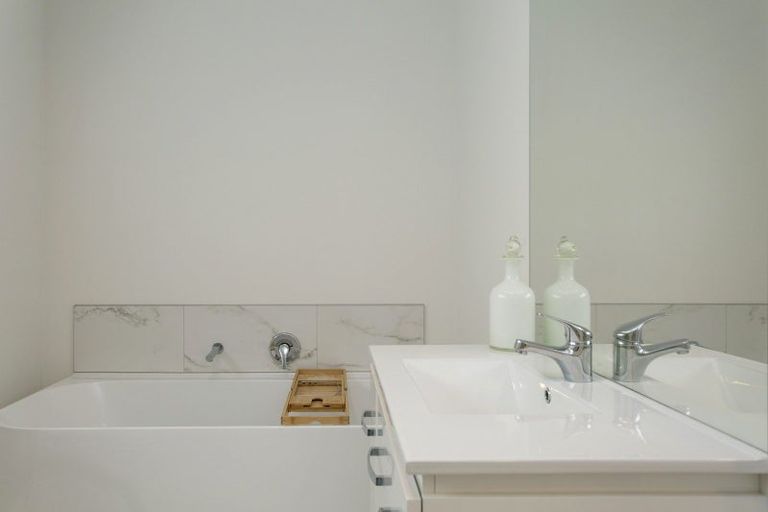 Photo of property in 68 Huka Heights Drive, Rangatira Park, Taupo, 3330