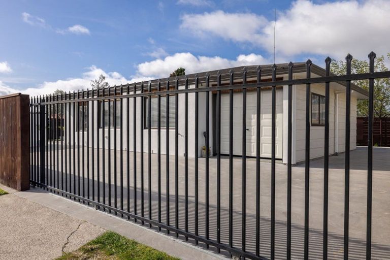 Photo of property in 2b Mahina Place, Mount Maunganui, 3116