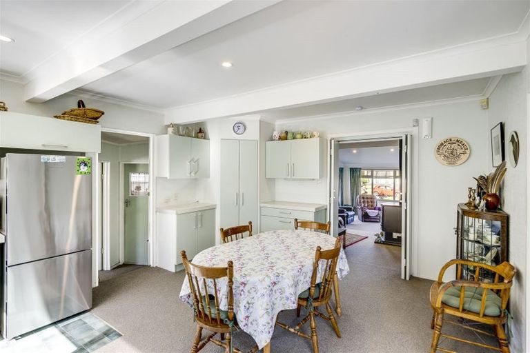 Photo of property in 18 Plunket Street, Tamatea, Napier, 4112