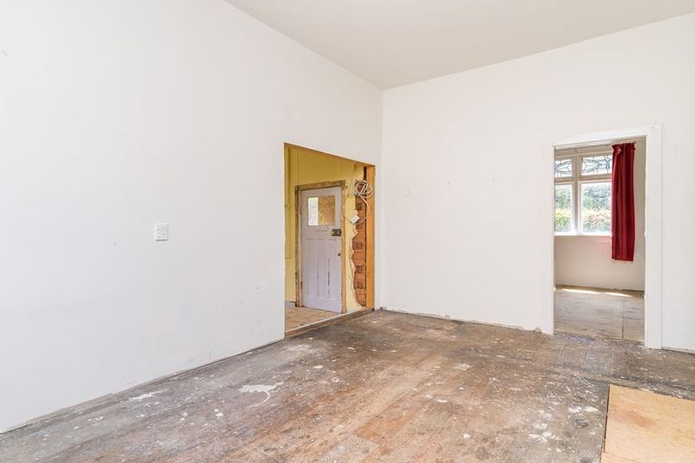 Photo of property in 32 Neidpath Road, Mornington, Dunedin, 9011