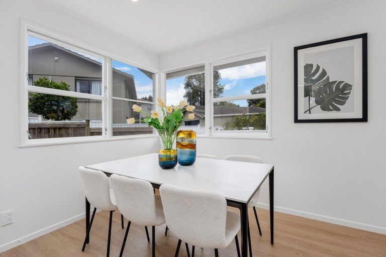 Photo of property in 21 Compton Street, Hillcrest, Auckland, 0627
