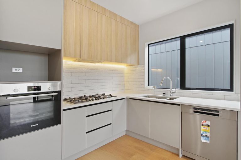 Photo of property in 68 Puwha Street, Massey, Auckland, 0614