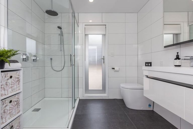 Photo of property in 19a Wharemauku Road, Raumati Beach, Paraparaumu, 5032